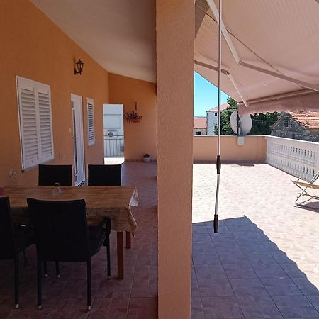 Apartmani Sprljan Vodice Eksteriør billede