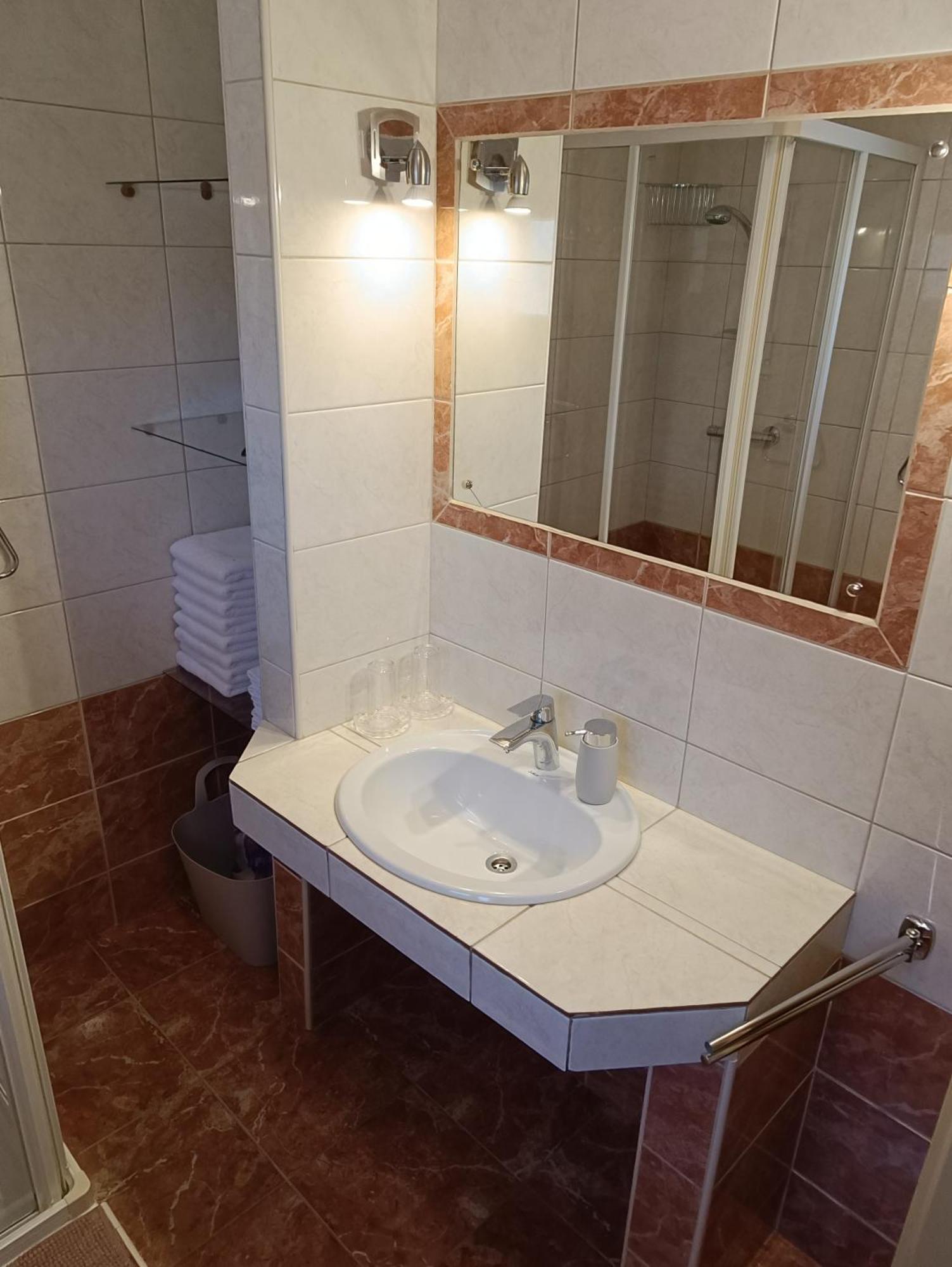 Apartmani Sprljan Vodice Eksteriør billede
