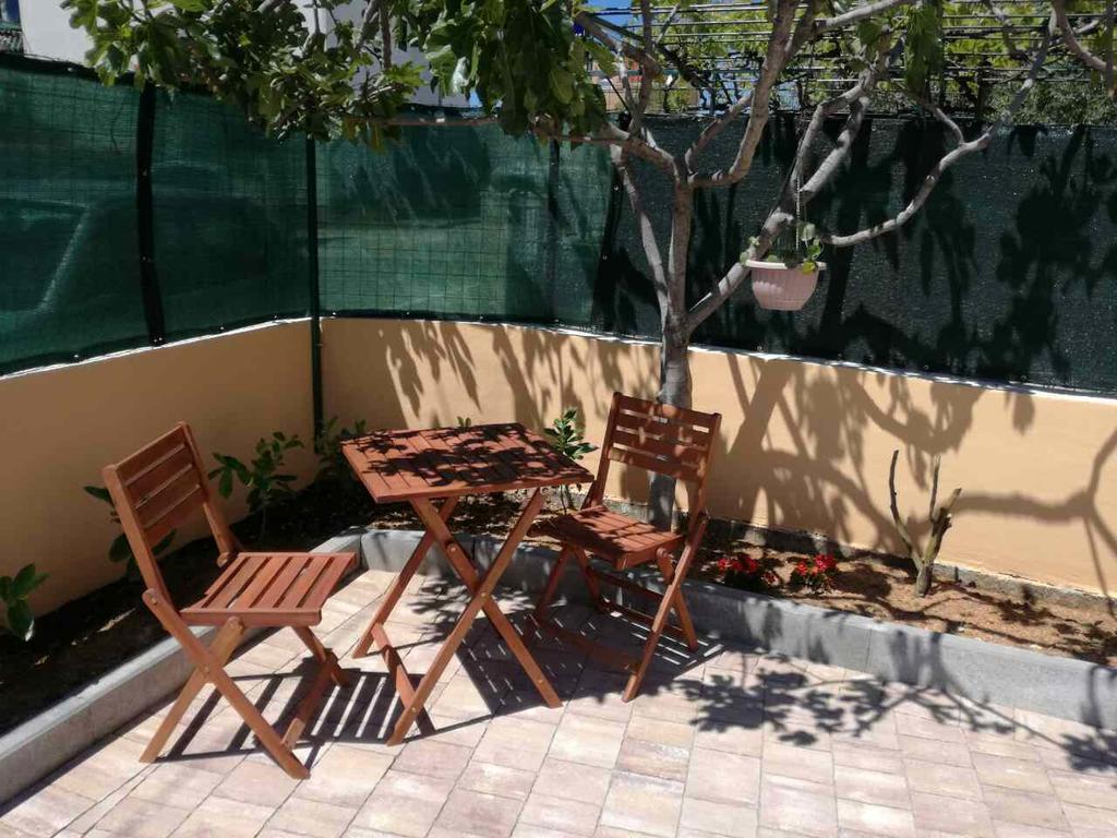 Apartmani Sprljan Vodice Eksteriør billede