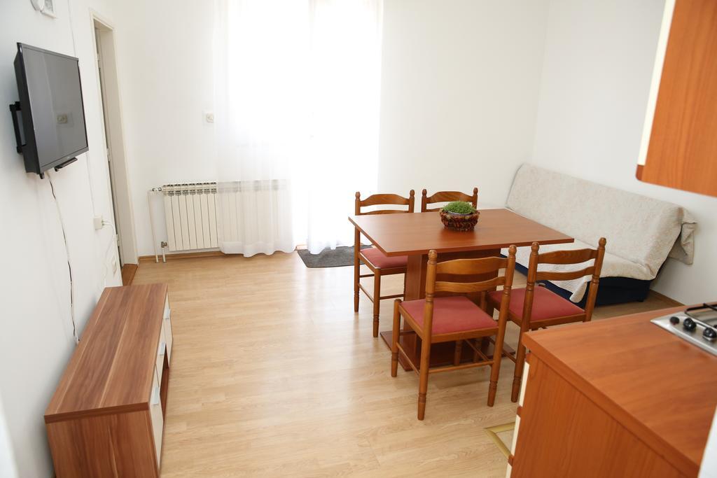 Apartmani Sprljan Vodice Eksteriør billede